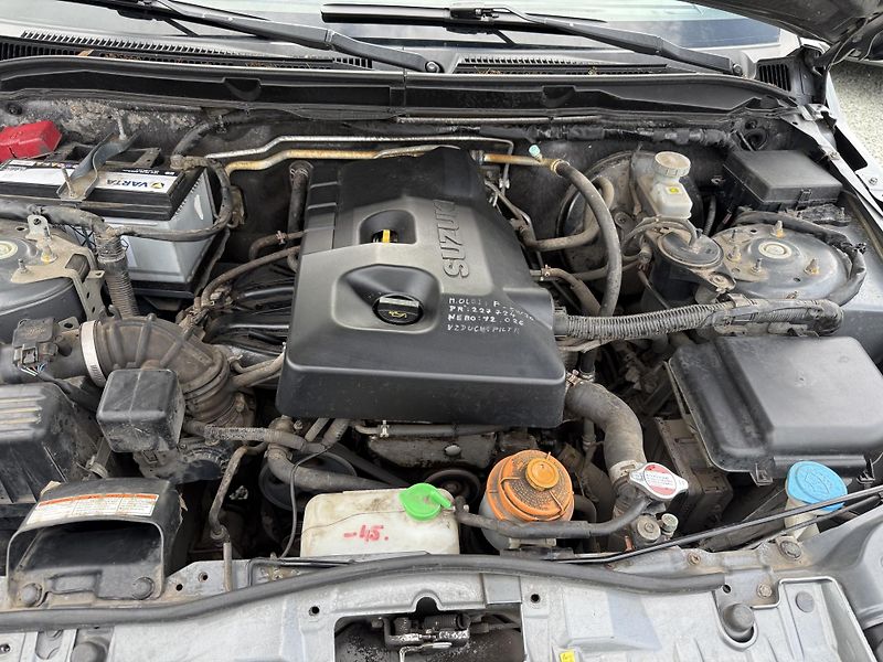 Suzuki Grand Vitara 2.0 16V 4x4  - fotka 13 z 13