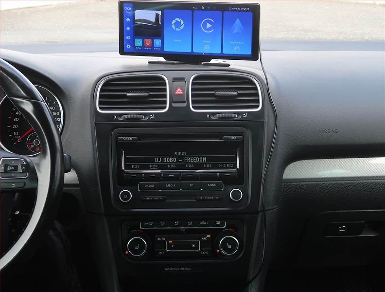 Volkswagen Golf (2013) Comfortline 2.0 TDI, Automat - fotka 12 z 20