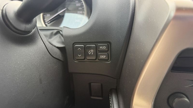 Lexus NX 300h 300H 2,5 HEV PREMIUM (LUXURY) - fotka 13 z 33