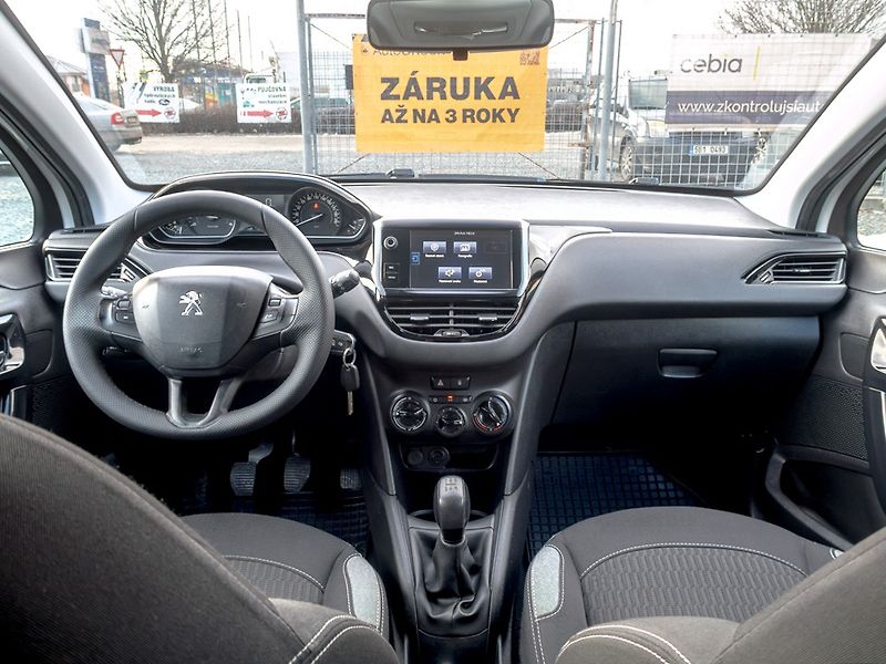 Peugeot 208 (2016) ČR 1.6HDI 55KW – PO SERVISU - fotka 6 z 38