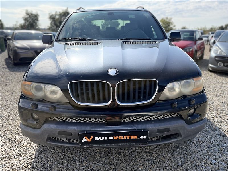 BMW X5 3,0 i 4X4 A/T 170kW - fotka 2 z 28