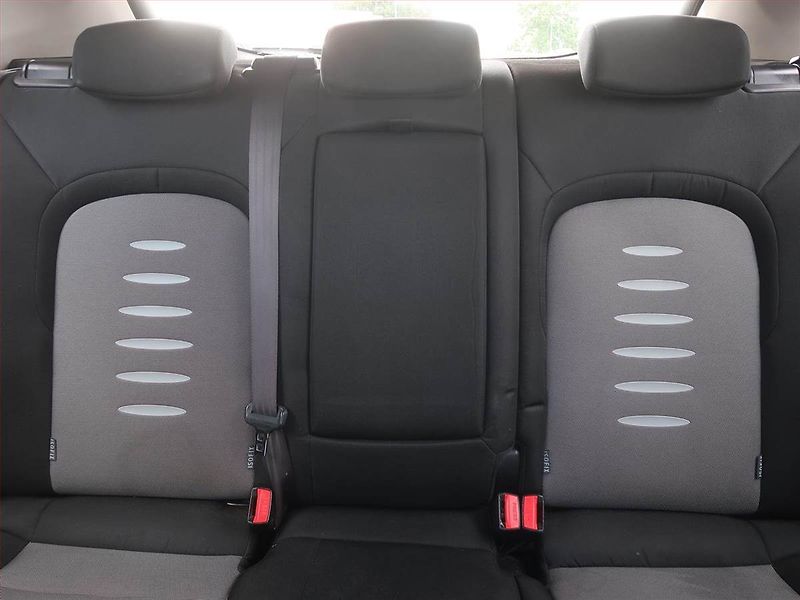Kia Ceed (2013) 1.4 CRDi, Serv.kniha, Tempomat - fotka 10 z 13