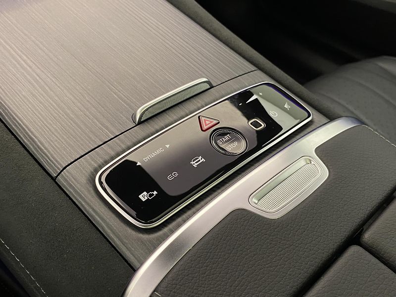 Mercedes-Benz EQE 350 4MATIC AUT  - fotka 26 z 78