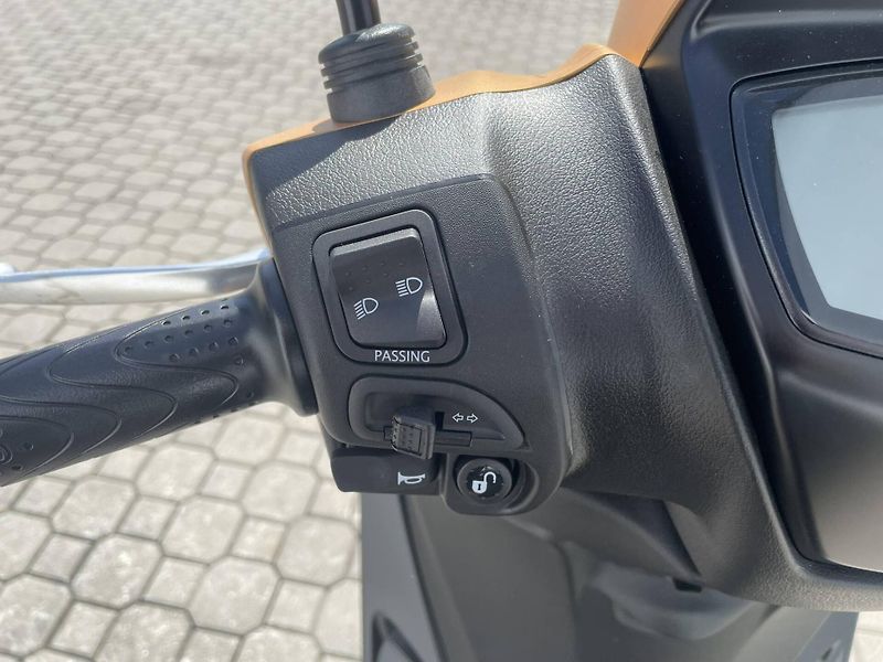 Piaggio (2025) Medley 125 S ABS EU5+ - fotka 9 z 10