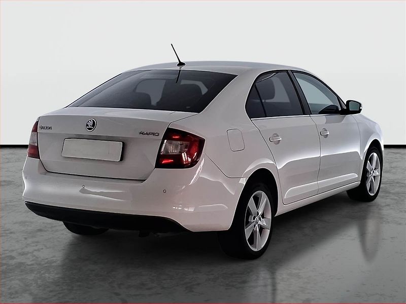Škoda Rapid (2018) Style 1.0 TSI, Serv.kniha - fotka 5 z 19