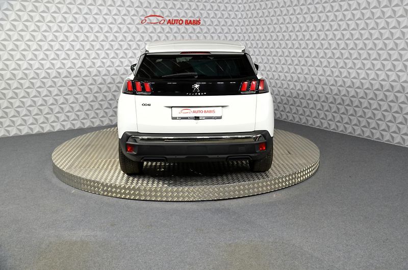 Peugeot 3008 (2020) 1.5bHDi 130 Allure - fotka 7 z 20
