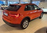Audi Q3 45 TFSI e Proline Matrix  - náhled 4