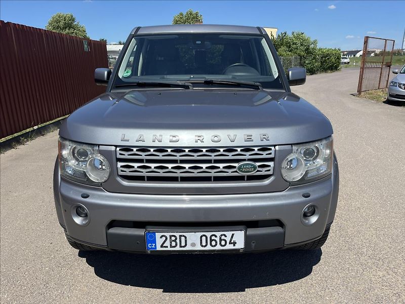 Land Rover Discovery 3,0 SDV6 7.MÍST 4x4 ROZVODY - fotka 2 z 44