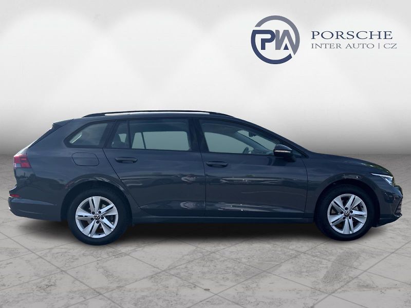 Volkswagen Golf 1.5 eTSI DSG Life 110 kW - fotka 7 z 30