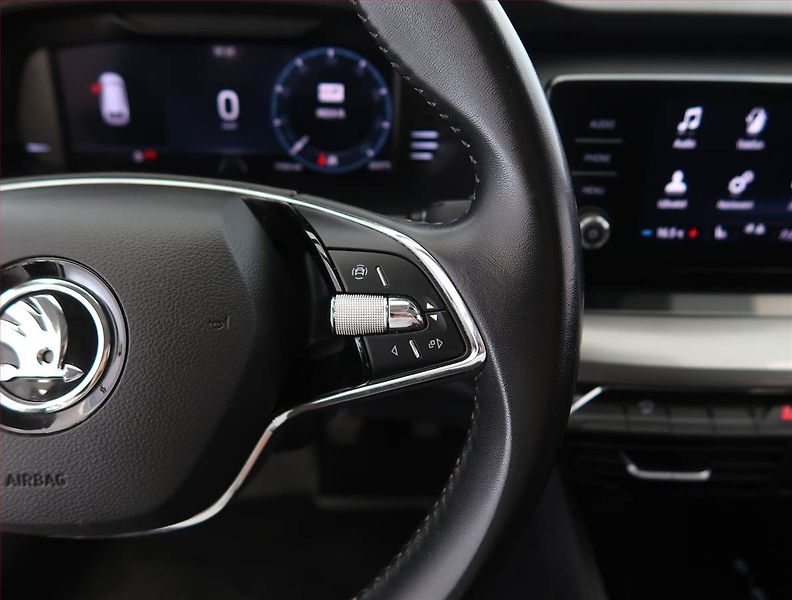 Škoda Octavia (2023) Ambition 2.0 TDI - fotka 21 z 25