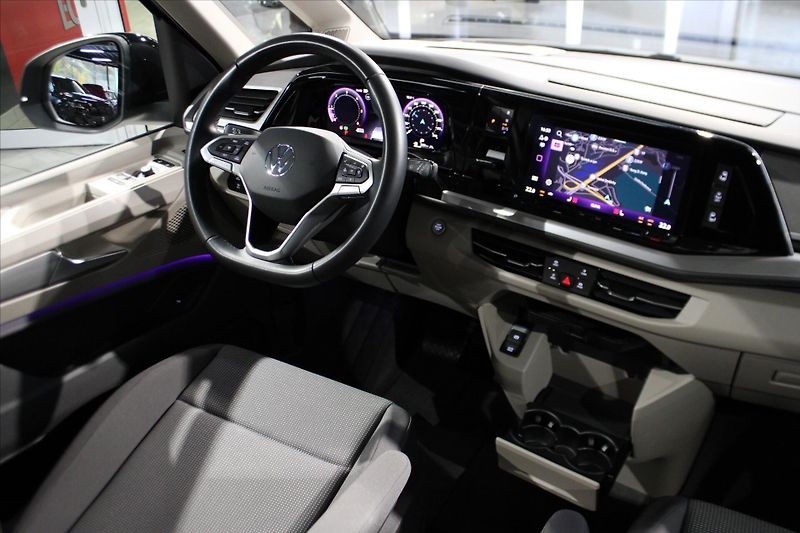 Volkswagen Multivan T7 TDi DSG Edition ACC/NezTop/ - fotka 12 z 38