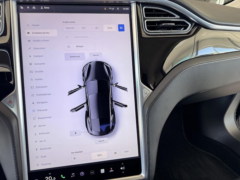 Tesla Model S 90D AWD*CCS*Vzduch - fotka 22 z 31