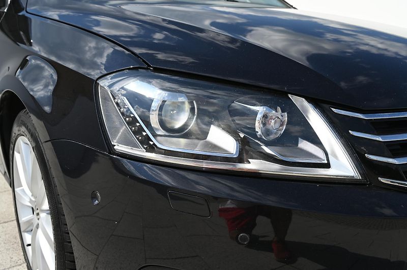 Volkswagen Passat Variant 2.0TDI 103KW Highline  - fotka 10 z 52