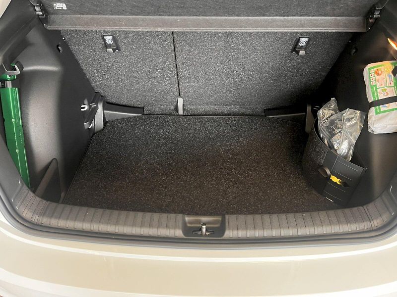 Škoda Fabia (2025) 1,0MPI 59KW SELECTION - fotka 13 z 23