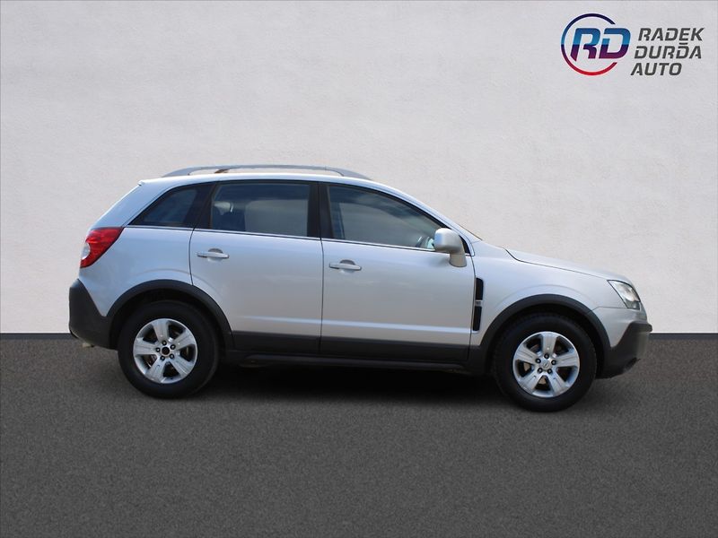 Opel Antara 2,0 CDTi  4X4,TAŽNÉ - fotka 4 z 27