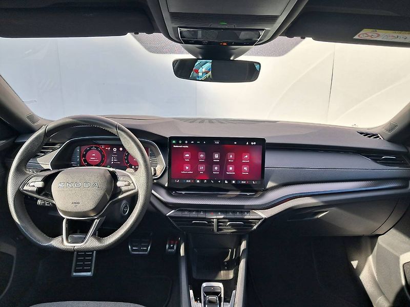 Škoda Octavia (2025) COMBI IV FC SportLine 2.0 TDI - fotka 7 z 31