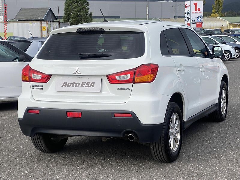Mitsubishi ASX (2011) 1.6i, ČR, AC, temp - fotka 6 z 20