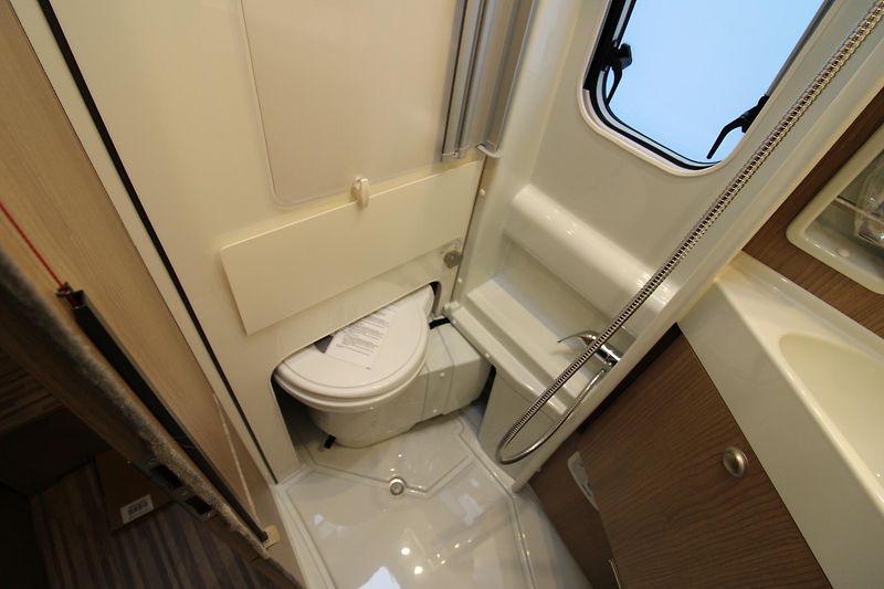 Malibu (2026) Van 640 FC výprodej - fotka 38 z 57