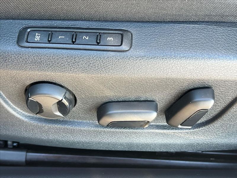 Škoda Superb 2,0 TDi 147 kW 7DSG STYLE  III - fotka 25 z 32