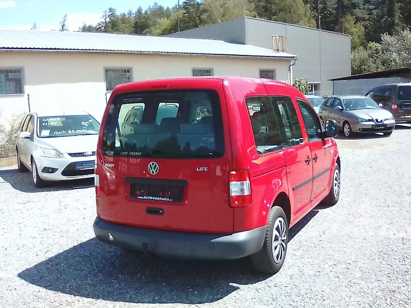 Volkswagen Caddy (2009) 1.4i 16V / LPG, 7.míst, závěs - fotka 6 z 38