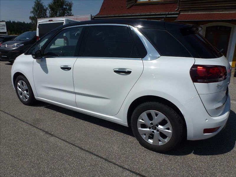 Citroën C4 Picasso 1,2 PureTech 130 S&S MAN6 NAVI - fotka 12 z 56