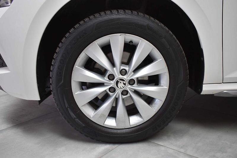 Škoda Kamiq 1.6 TDI STYLE*KESSY*ČR 1.MAJ - fotka 32 z 40