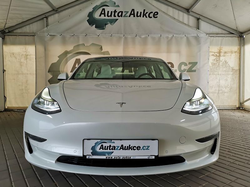 Tesla Model 3 (2021) 377KW Performance 39tkm DPH  - fotka 3 z 28