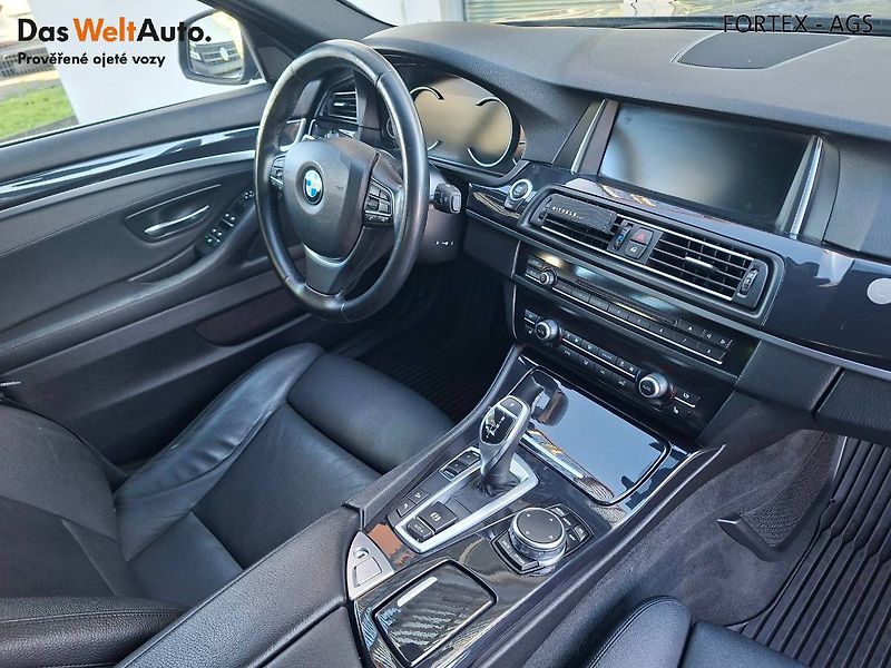 BMW Řada 5 (2015) 535D XDRIVE,230kW - fotka 17 z 33