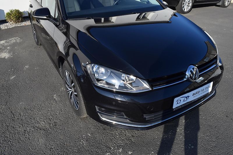 Volkswagen Golf (2017) 1.4TSI 92kw DSG ALLSTAR CLBMT - fotka 4 z 48