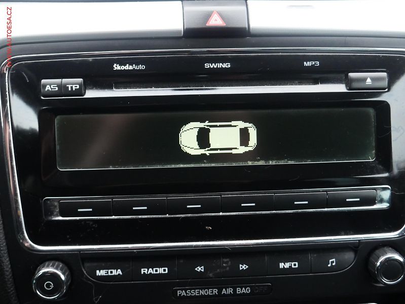 Škoda Superb (2010) 2.0 TDi, ČR, Ambition - fotka 13 z 19