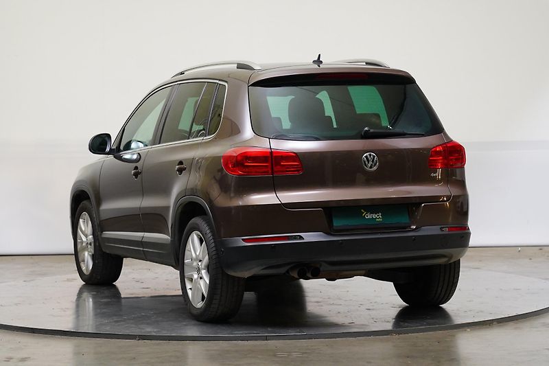Volkswagen Tiguan - fotka 7 z 25