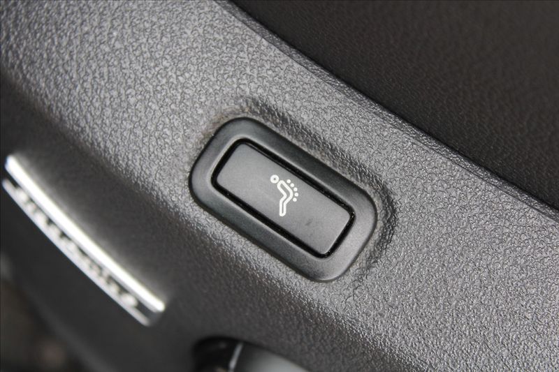 Volkswagen Golf 1,4 TSI  VÝHŘEVY,TAŽNÉ,BIXENON - fotka 22 z 28