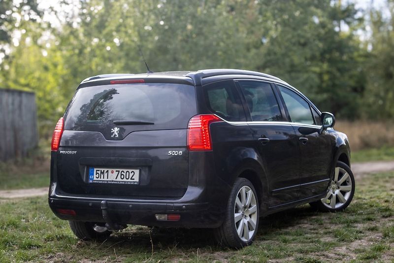 Peugeot 5008 - fotka 5 z 36