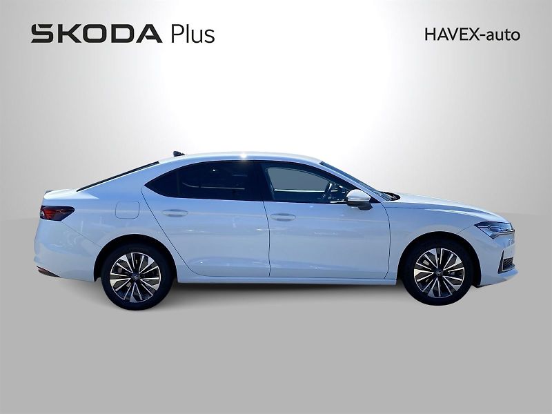 Škoda Superb (2025) 2.0 TDI DSG Selection - fotka 33 z 35