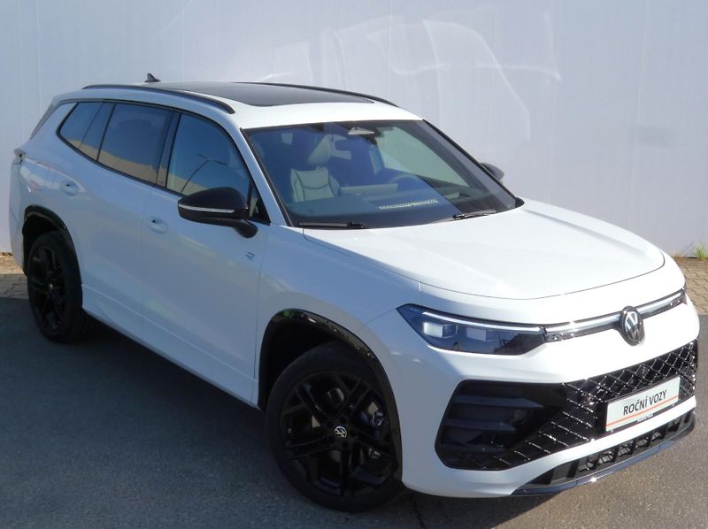 Volkswagen Tayron R-Line People 2,0 TSI 195 kW 4 - fotka 9 z 30