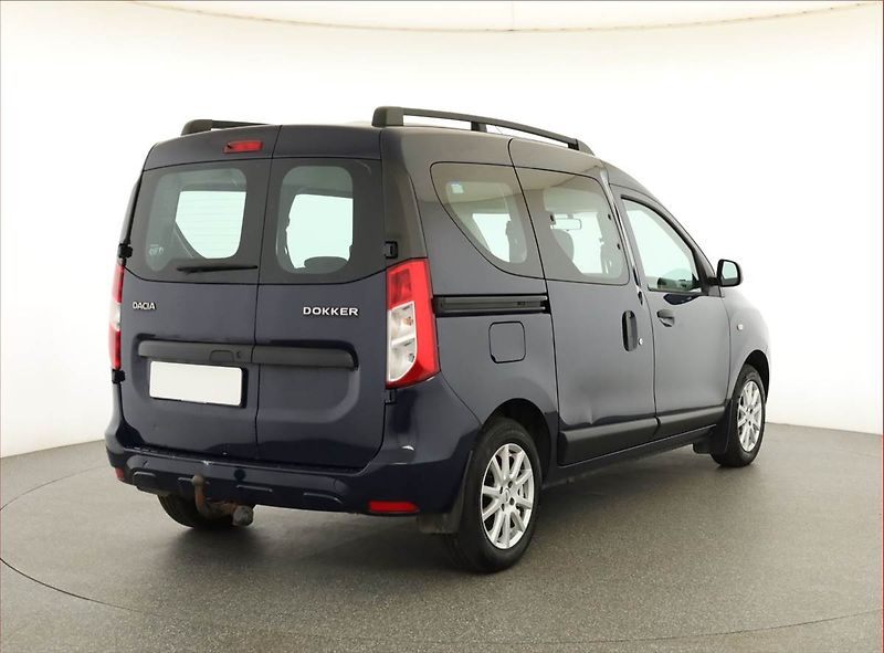 Dacia Dokker (2018) Arctica 1.6 SCe, 5Míst, ČR - fotka 5 z 16