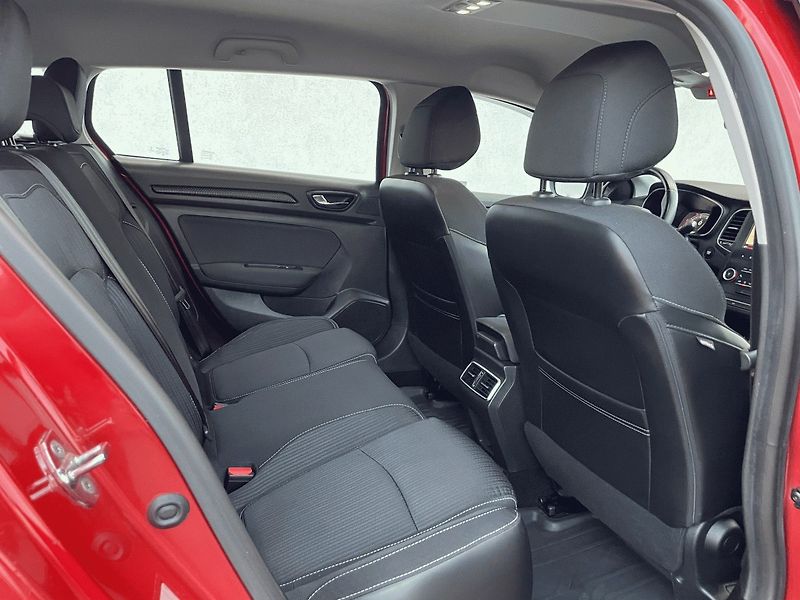 Renault Mégane (2017) Grandt. LIMITED 1,6SCe 115k - fotka 9 z 22