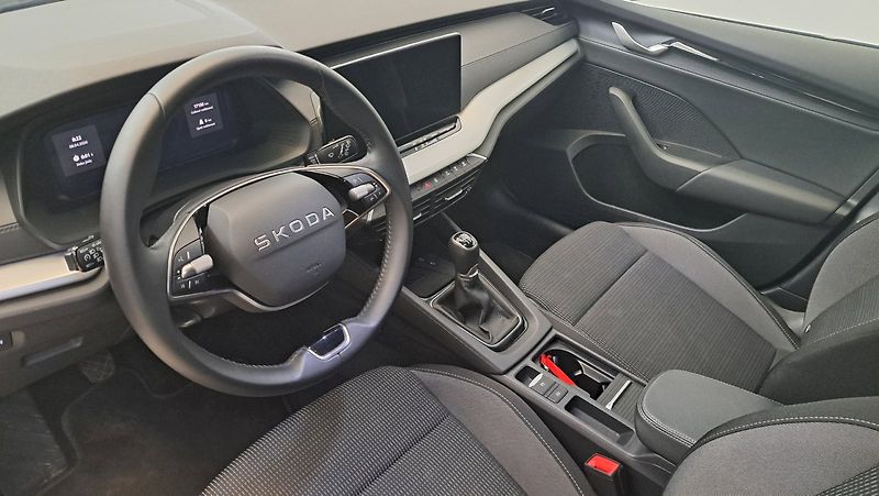 Škoda Octavia (2025) OCT.COMBI SELECTION 1,5 TSI 11 - fotka 11 z 24