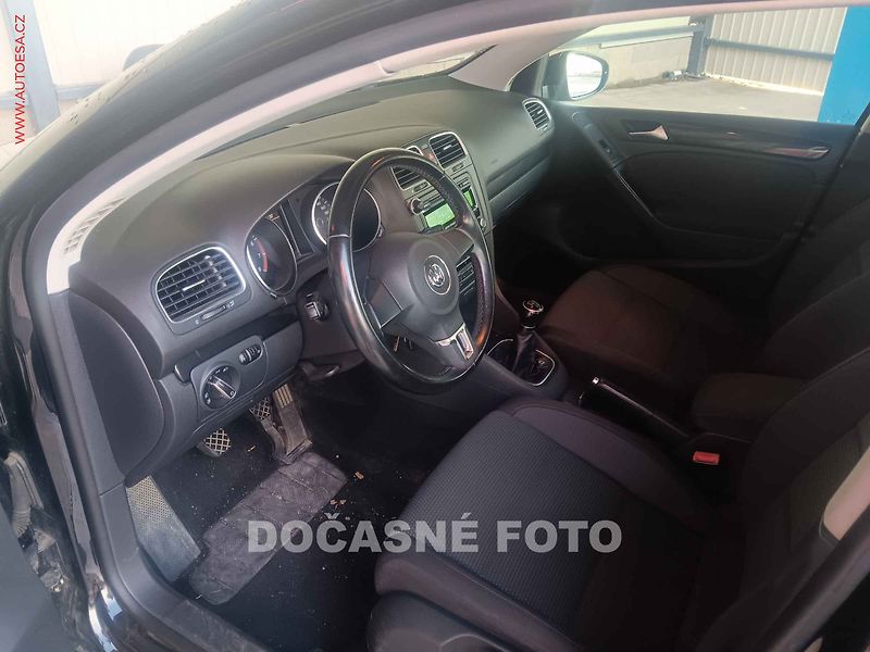 Volkswagen Golf (2012) 1.2TSi, 2.maj,ČR, Comfort - fotka 3 z 3