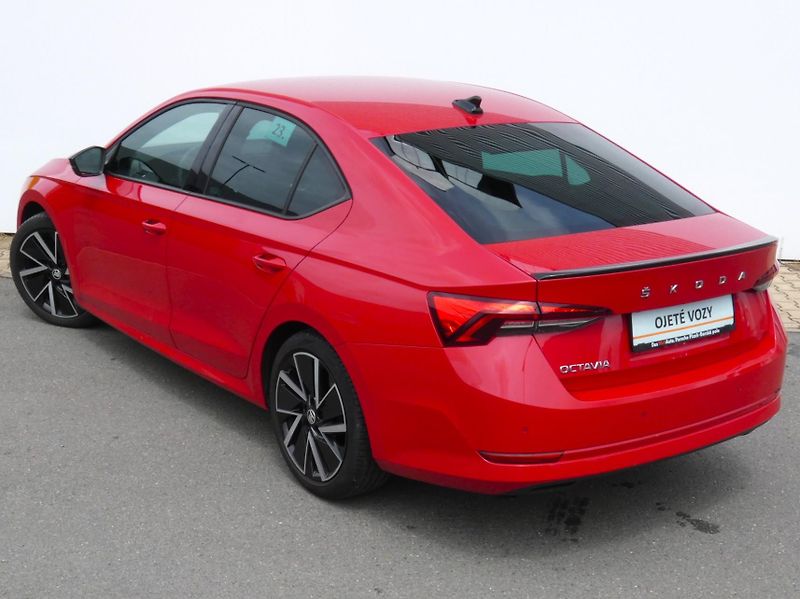 Škoda Octavia (2021) Style 1,5 TSI 110KW - fotka 14 z 30