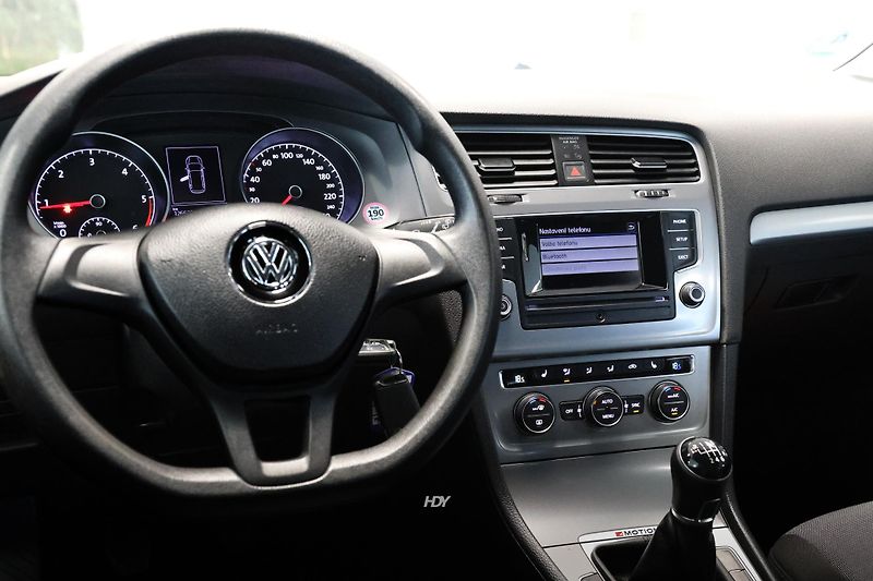 Volkswagen Golf Variant (2016) 1.6TDI 4x4 TOP STAV VW - fotka 15 z 24