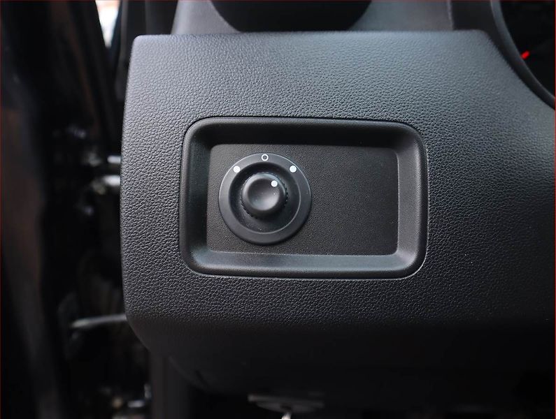 Dacia Duster (2018) 1.6 SCe, Tempomat - fotka 17 z 18