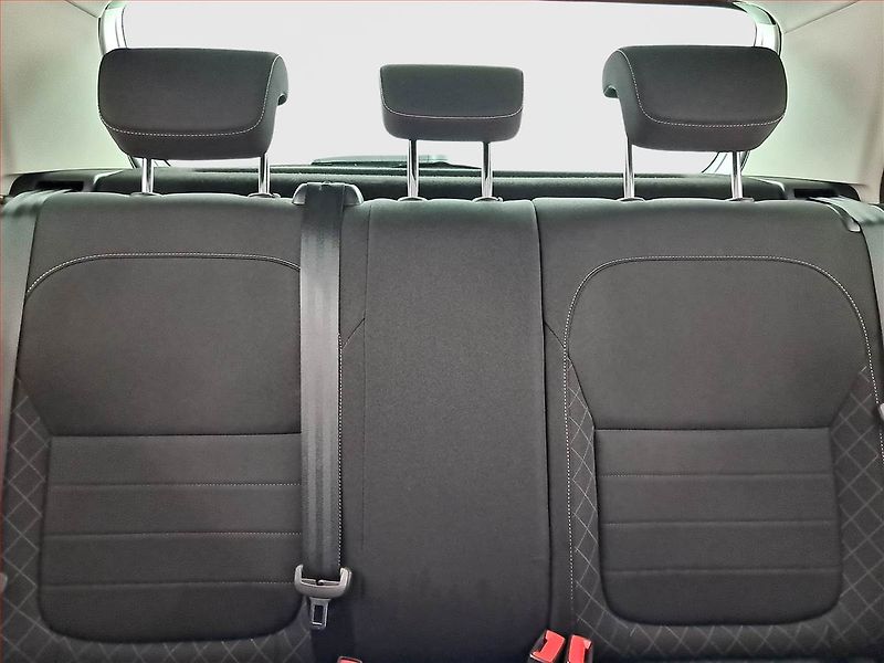 Škoda Fabia (2016) Style 1.2 TSI, Park. senzory - fotka 10 z 16