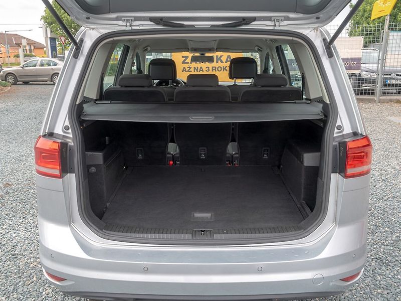 Volkswagen Touran (2019) 2.0TDI 110KW – Cebia 5*! - fotka 44 z 53