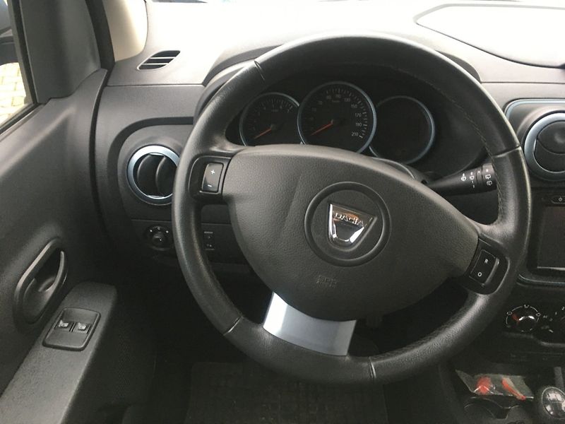 Dacia Lodgy (2015) 1.2 i 85 kW STEPWAY - fotka 8 z 19