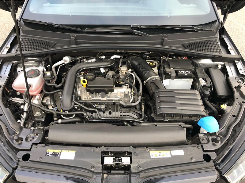 Škoda Fabia 1.0 TSi Monte Carlo - fotka 29 z 29