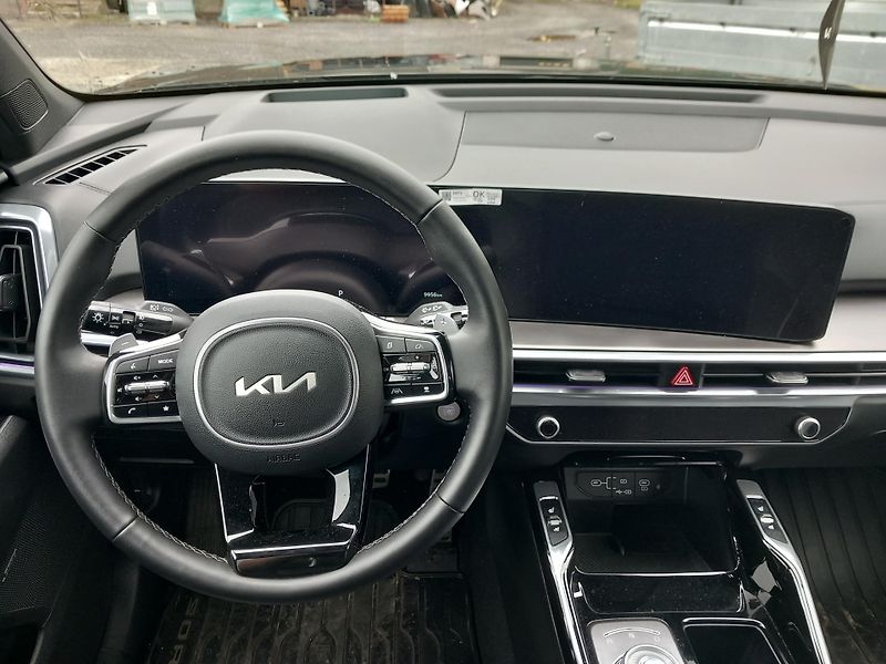 Kia Sorento (2025) 5P HEV 1,6 T-GDi GPF  - fotka 9 z 12