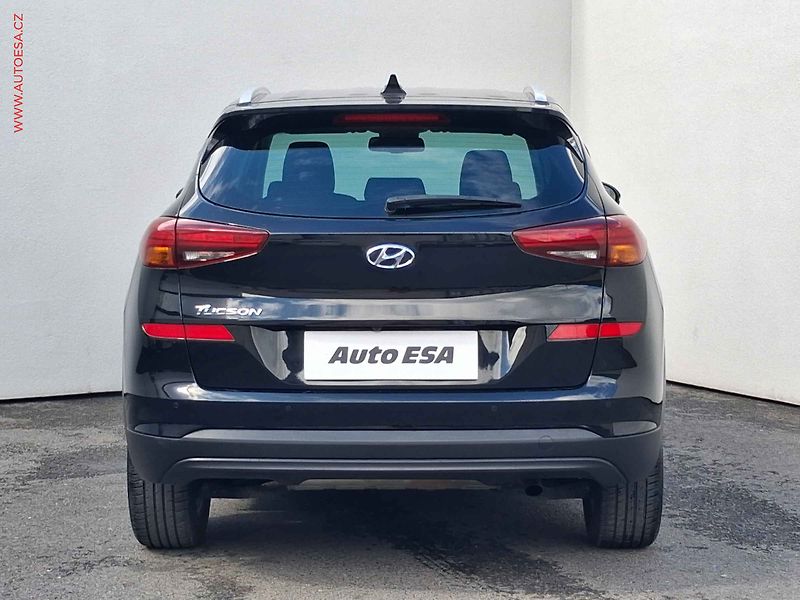 Hyundai Tucson (2019) 1.6 GDi 2WD, LED, navi - fotka 5 z 19