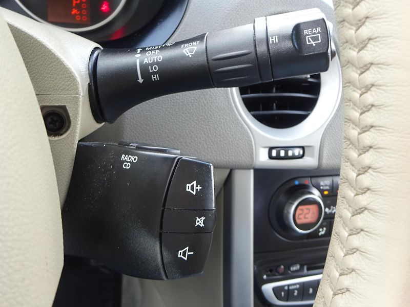 Renault Koleos 2.0dCi 110kW AUTOMAT 4x4 ČR - fotka 20 z 32