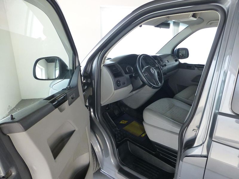 Volkswagen Transporter (2010) 2,0TDI-75KW**TAŽNÉ**ALU**9MÍST - fotka 10 z 24